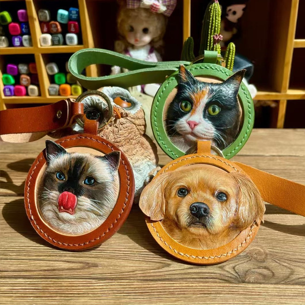 Handmade Leather Pet Portrait Keychain – Custom Dog or Cat Face Charm – A Meaningful Memorial Gift for Pet Lovers